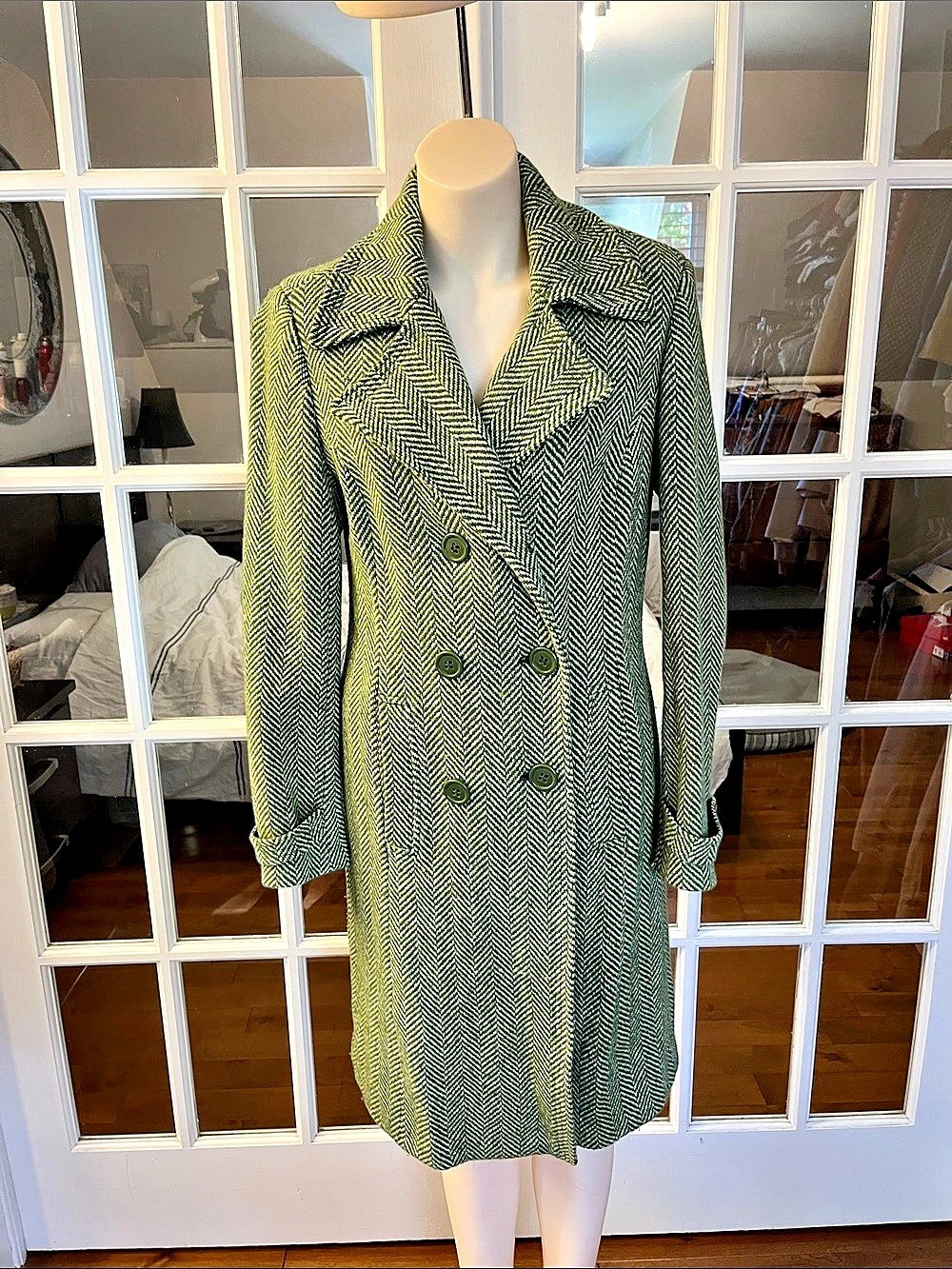 Reitmans Houndstooth Trench Coat in Green & White Size Small